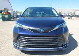 2021 TOYOTA SIENNA XLE 8-PASSENGER