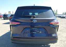 2021 TOYOTA SIENNA XLE 8-PASSENGER