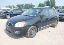 2011 KIA RONDO