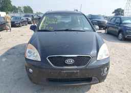 2011 KIA RONDO