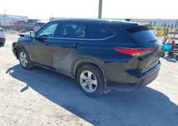 2022 TOYOTA HIGHLANDER L