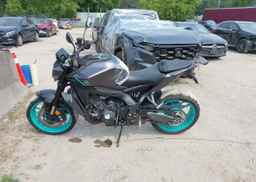 2024 YAMAHA MT09