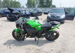 2025 KAWASAKI ZX1002 L