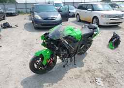 2025 KAWASAKI ZX1002 L