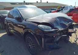2020 PORSCHE CAYENNE S