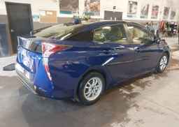 2017 TOYOTA PRIUS