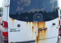 2010 MERCEDES-BENZ SPRINTER 2500