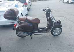 2013 VESPA GTS 300 SUPER