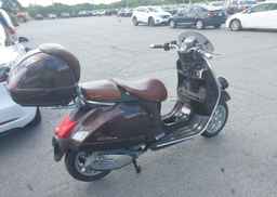 2013 VESPA GTS 300 SUPER