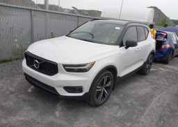 2019 VOLVO XC40 T5 R-DESIGN