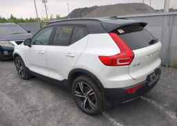 2019 VOLVO XC40 T5 R-DESIGN