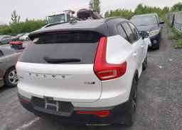 2019 VOLVO XC40 T5 R-DESIGN