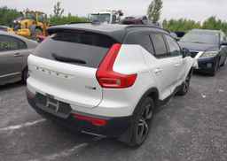 2019 VOLVO XC40 T5 R-DESIGN