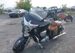 2015 INDIAN MOTORCYCLE CO. CHIEFTAIN