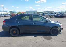 2012 TOYOTA YARIS