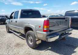 2003 GMC SIERRA 2500HD SL