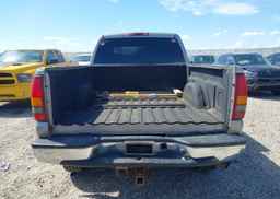 2003 GMC SIERRA 2500HD SL