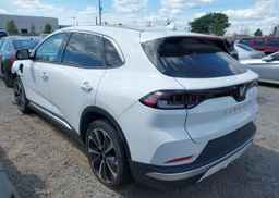 2025 VINFAST VF 8 PLUS