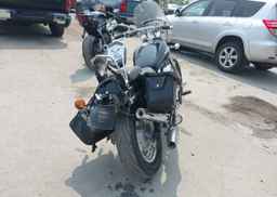2004 SUZUKI VZ800