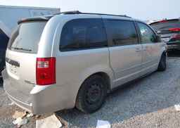 2010 DODGE GRAND CARAVAN SE