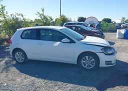 2015 VOLKSWAGEN GOLF 1.8 TSI TRENDLINE