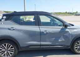 2021 NISSAN KICKS SR