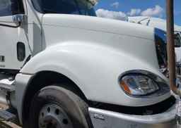 2003 FREIGHTLINER CONVENTIONAL COLUMBIA