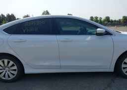 2015 CHRYSLER 200 LX