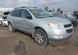2012 CHEVROLET TRAVERSE LS