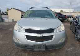 2012 CHEVROLET TRAVERSE LS