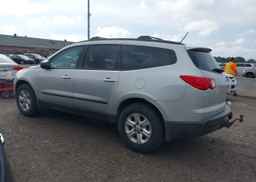 2012 CHEVROLET TRAVERSE LS