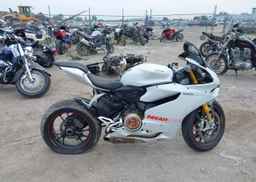 2013 DUCATI SUPERBIKE 1199 PANIGALE