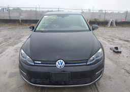 2018 VOLKSWAGEN E-GOLF COMFORTLINE