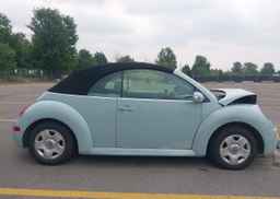 2004 VOLKSWAGEN NEW BEETLE GLS