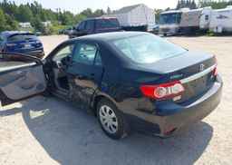 2013 TOYOTA COROLLA S