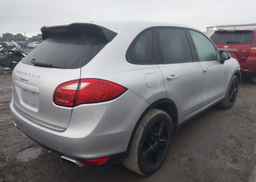 2013 PORSCHE CAYENNE