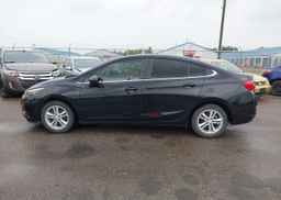 2017 CHEVROLET CRUZE LT