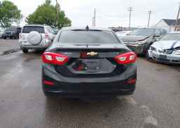 2017 CHEVROLET CRUZE LT
