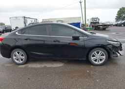 2017 CHEVROLET CRUZE LT