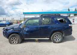 2016 TOYOTA 4RUNNER SR5 PREM