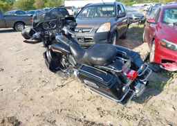 2006 HARLEY-DAVIDSON FLHTCI