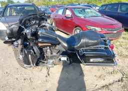 2006 HARLEY-DAVIDSON FLHTCI