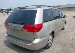 2004 TOYOTA SIENNA CE