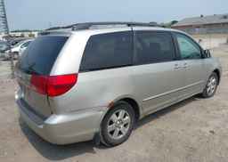 2004 TOYOTA SIENNA CE