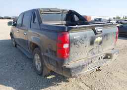 2011 CHEVROLET AVALANCHE LS