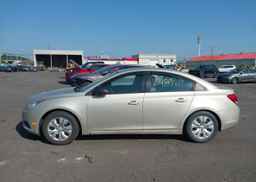 2014 CHEVROLET CRUZE