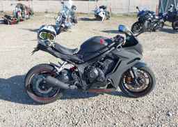 2023 HONDA CBR650 RA