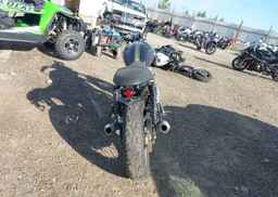 2013 TRIUMPH MOTORCYCLE THRUXTON