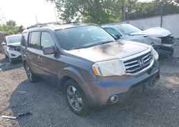 2015 HONDA PILOT SE
