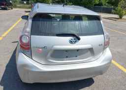 2012 TOYOTA Prius c